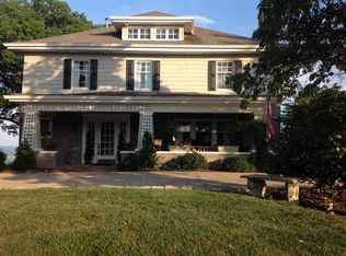 107 S Crest Rd, Chattanooga, TN 37404