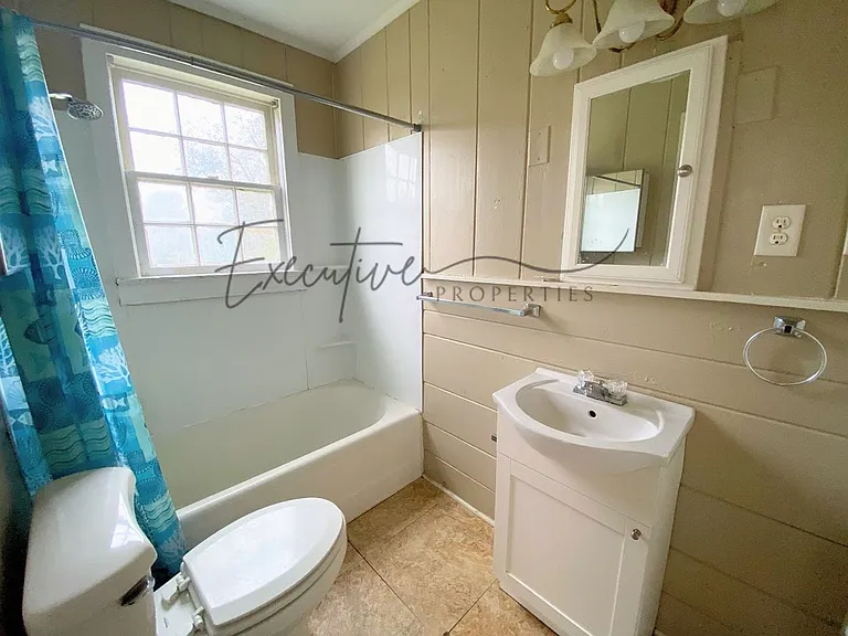709 Pryce St #A — Photo 8