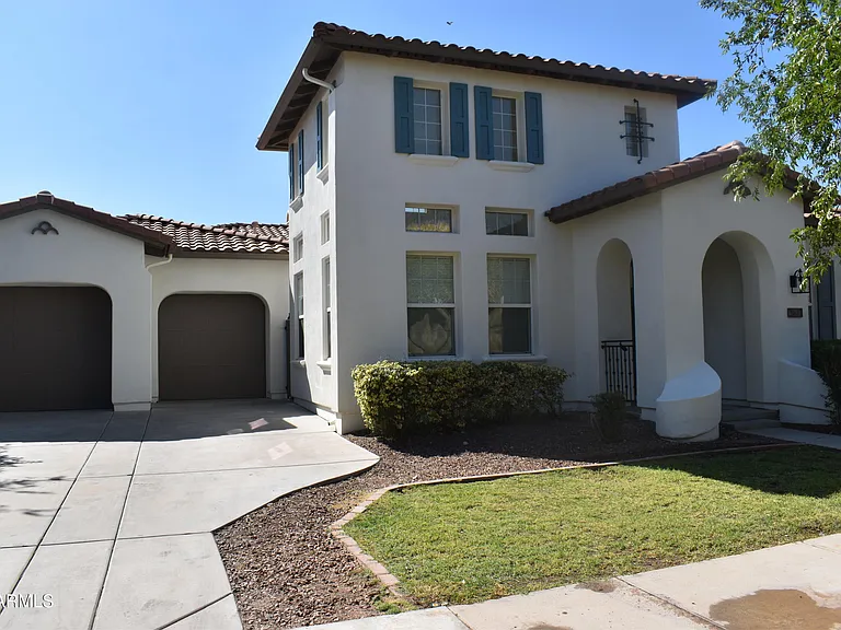 20849 W Werner Pl — Photo 1
