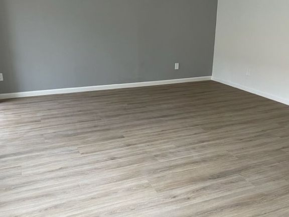 5th image of 7714 Newlin Ave APT 14