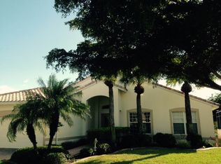 9088 Whitfield Dr, Estero, FL 33928