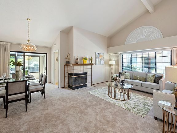 5th image of 3410 Lake Garda Dr