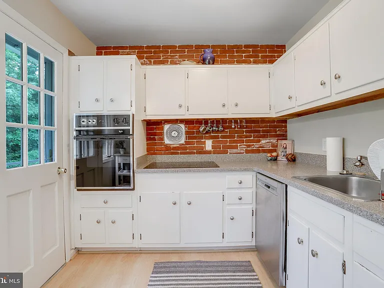 8805 Menard Ct — Photo 8