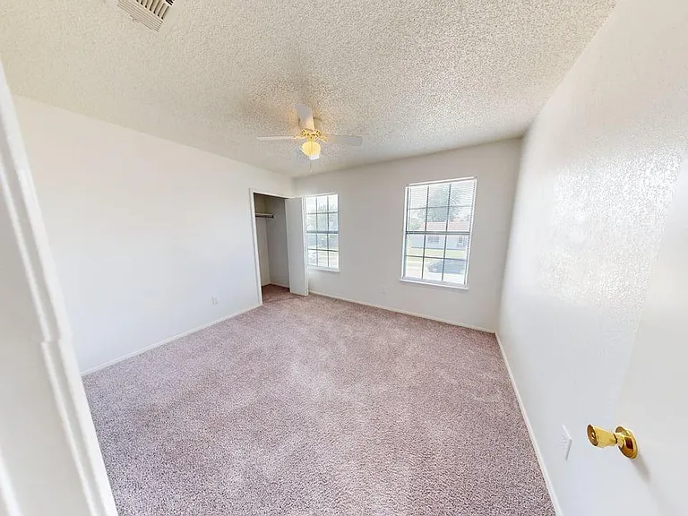 1613 Bobby Lee Dr — Photo 32