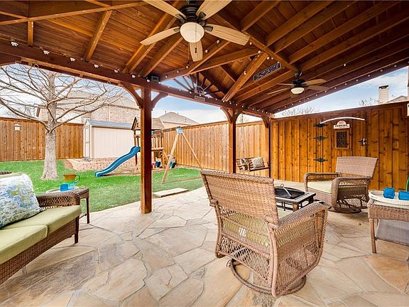 2nd image of 7876 Quiet Meadow Ln