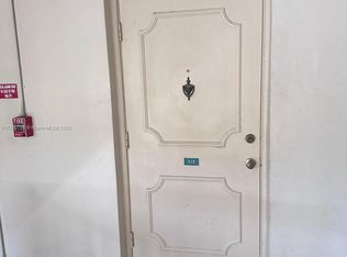 5790 Stirling Rd APT 313, Hollywood, FL 33021
