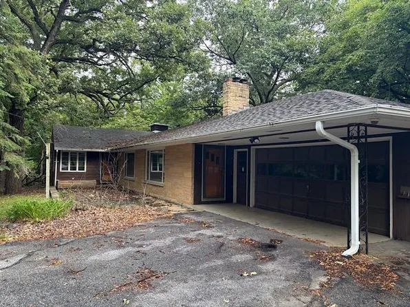 313 Maple Pl, Algona, IA 50511