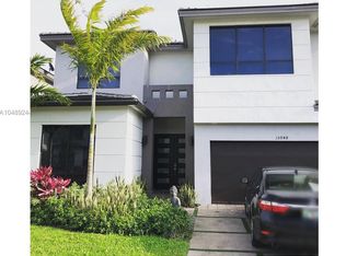 15948 SW 136th Way, Miami, FL 33196