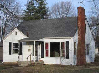 2631 Pearl St, Columbus, IN 47201