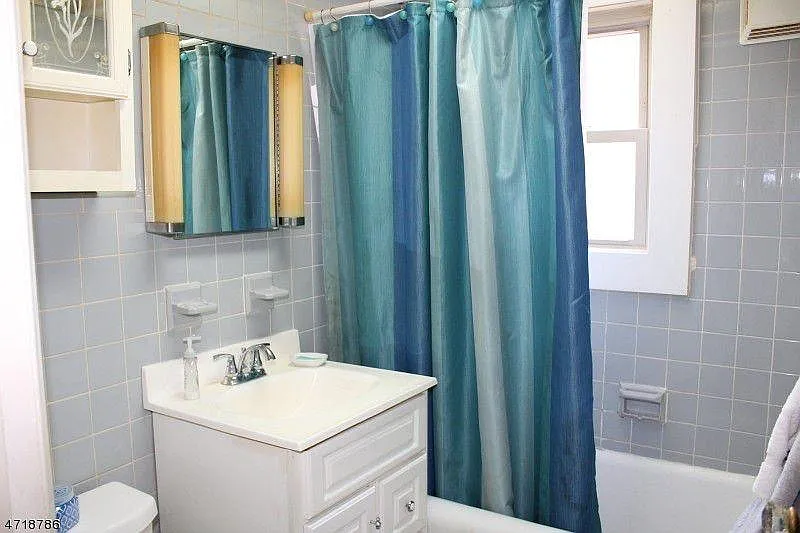 3 bed, 3000 sqft, $2,600 — Photo 3