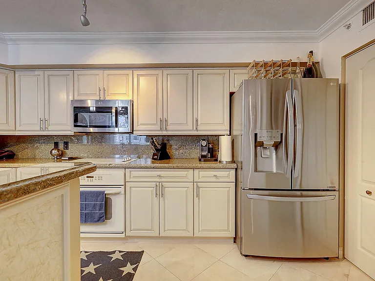 3606 S Ocean Blvd #703 — Photo 4