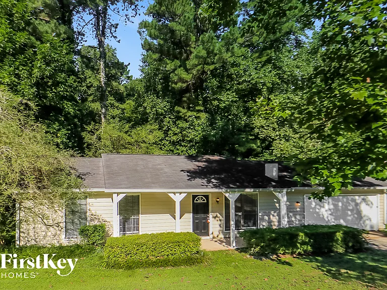 4665 Jamerson Forest Pkwy — Photo 1