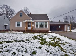 30012 Truman Ave, Wickliffe, OH 44092