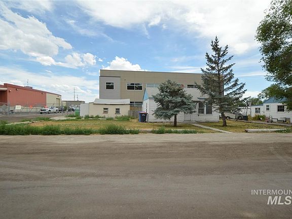 2nd image of 1164 & 1184 Gem Ave