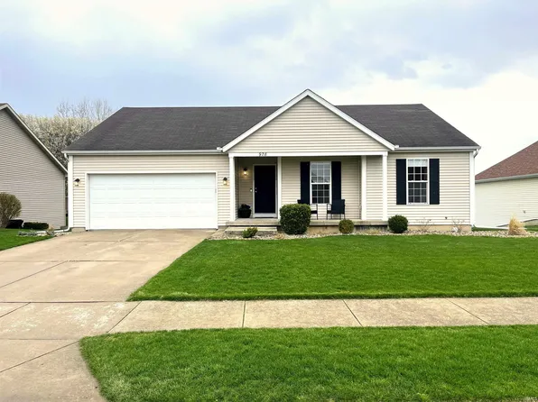 928 Woodhouse Dr, Mishawaka, IN 46544