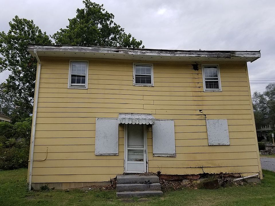 2nd image of 267 White Post Rd
