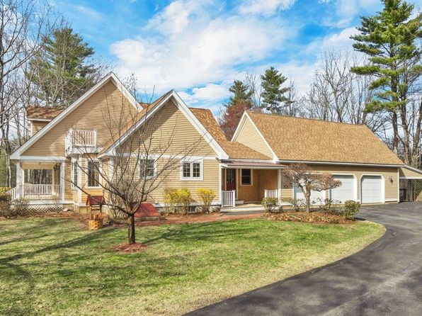 11 Harvest Run, Gilford, NH 03249