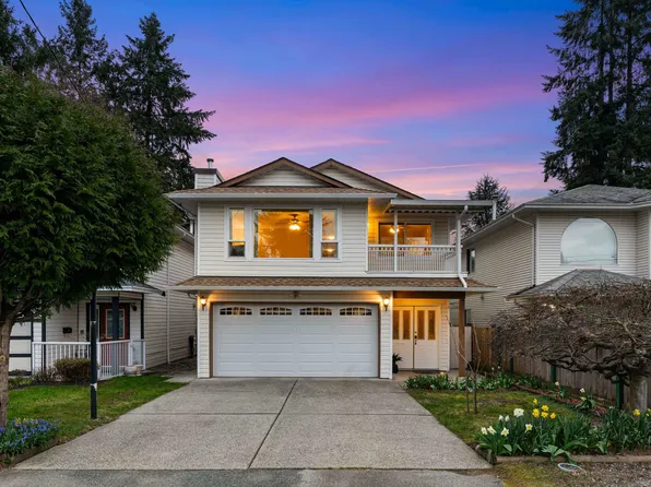 3268 Vincent St, Pt Coquitlam, BC V3B 3T4