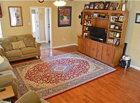 3rd image of 123 Cezanne Dr