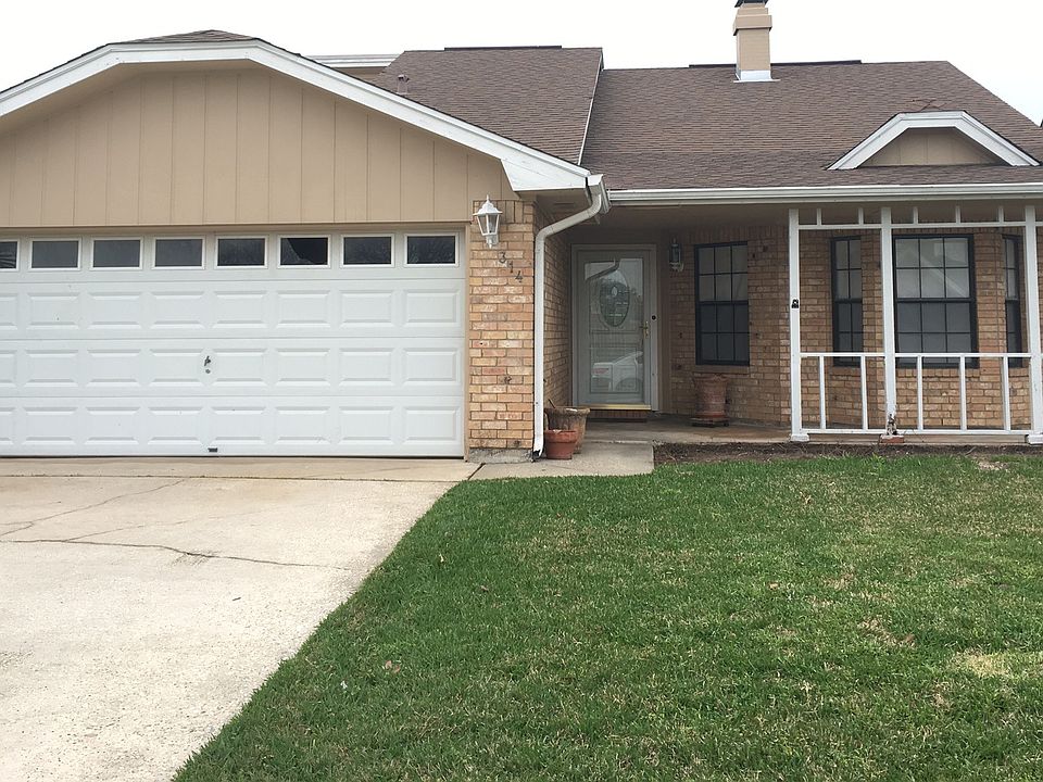 1st image of 314 Castle Dr