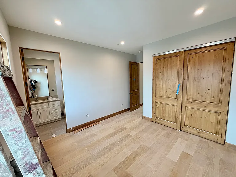 1139 Roy Ave — Photo 37