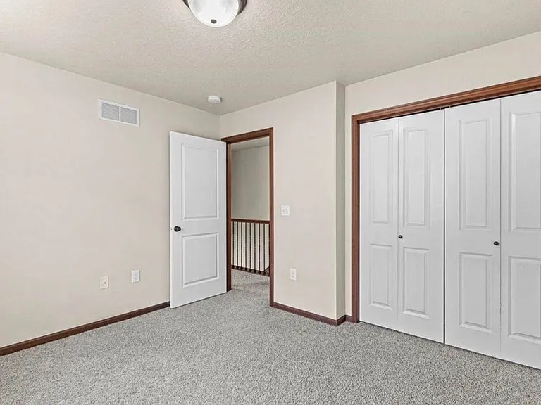 1659 Burr Dr — Photo 4