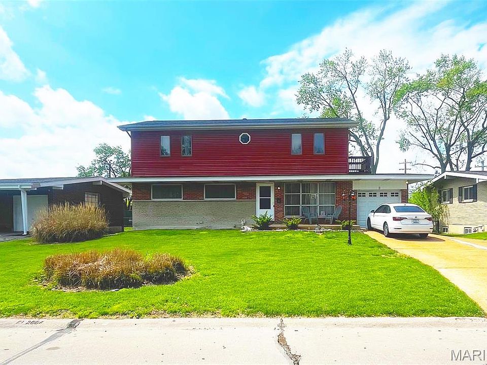 1st image of 6 Queen Ann Dr