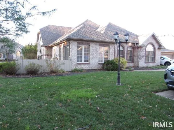 8508 Wolf Creek Ct, Evansville, IN 47712