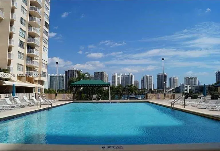 18011 Biscayne Blvd #1503 — Photo 3