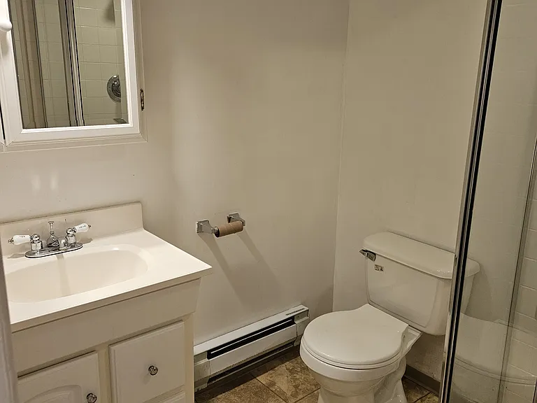 Bathroom1