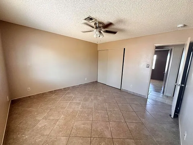 3 bed, 1106 sqft, $1,395 — Photo 4