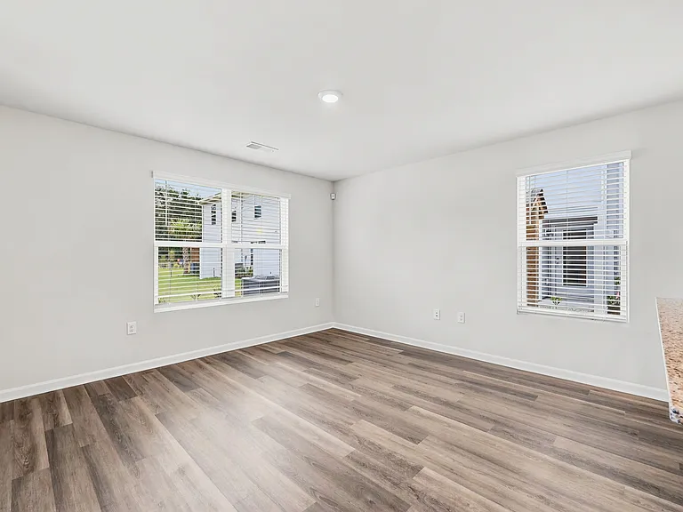 310 Honeystone St — Photo 25