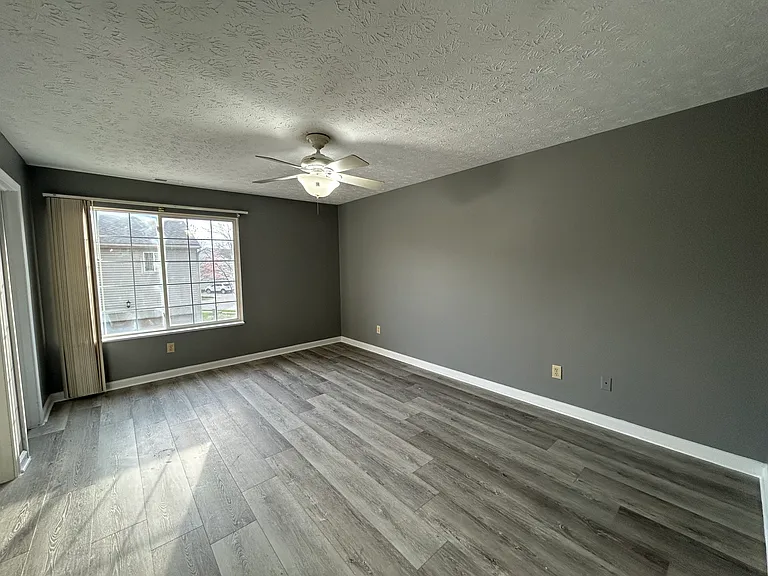9952 Worthington Blvd — Photo 15
