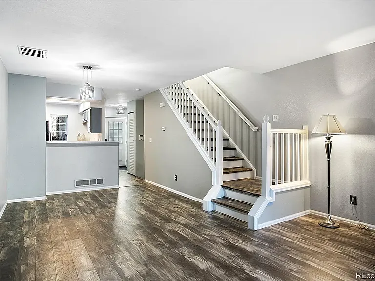 8270 S Fillmore Way — Photo 10