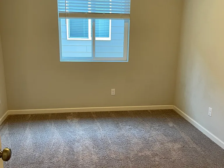 7385 SW Spruce St — Photo 13