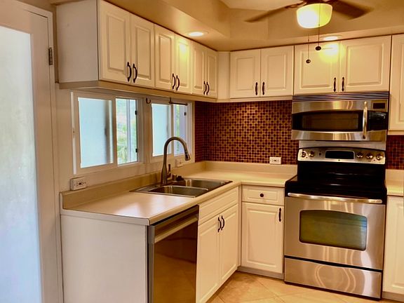 2nd image of 1320 Humuula St