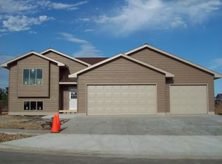 1202 Cherry Dr, Watertown, SD 57201