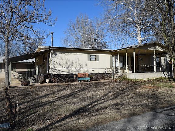 3rd image of 421843 E 1163rd Rd