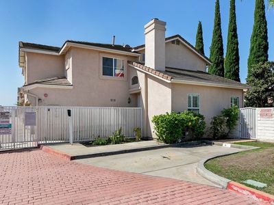 2626 W Ball Rd APT N1, Anaheim, CA, 92804
