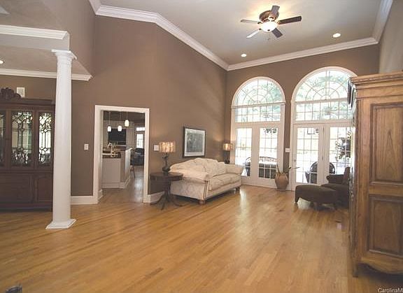 3rd image of 16109 Riverpointe Dr