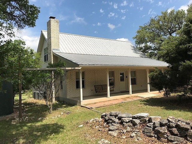 1st image of 345 Schattenbaum Dr