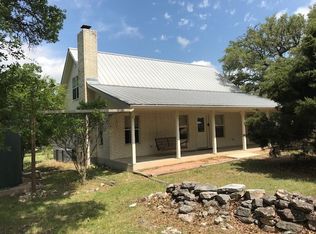 345 Schattenbaum Dr, Fredericksburg, TX 78624