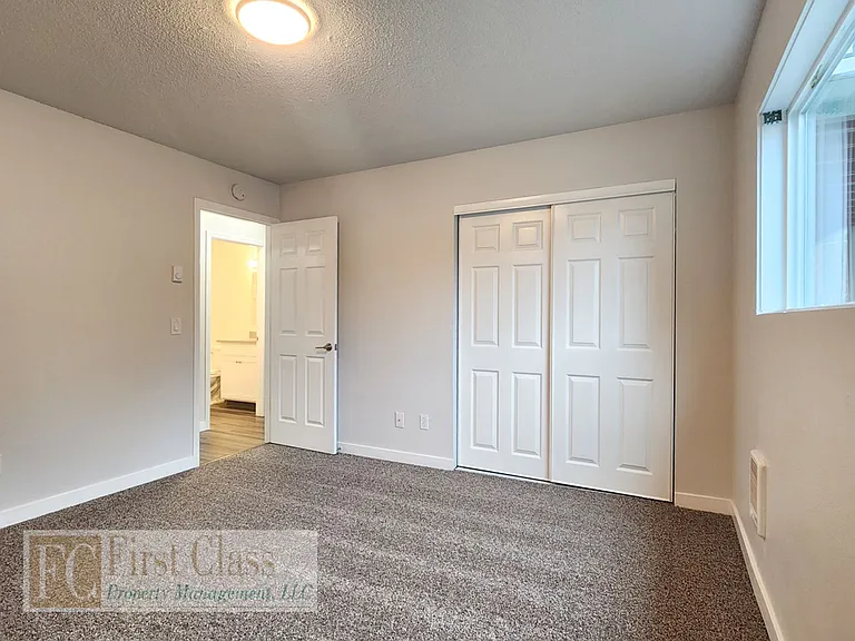 Westview Terrace — Photo 48