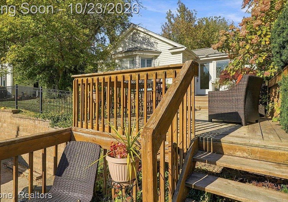 2040 Walnut Lake Rd, photo 29