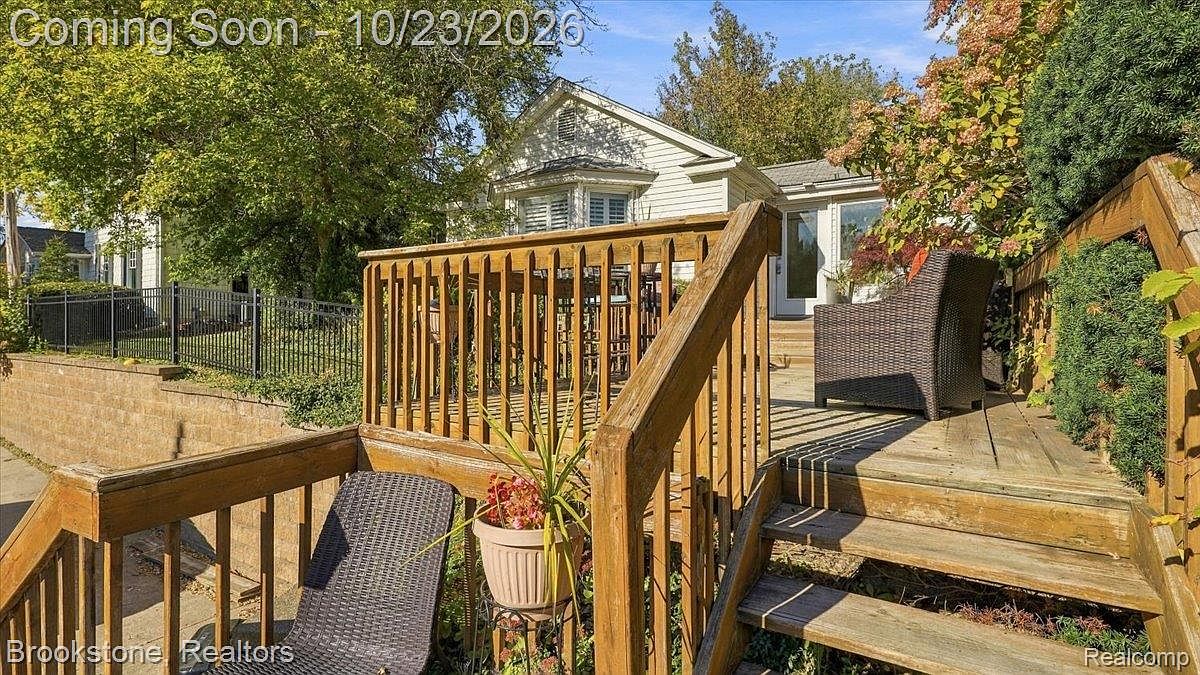 2040 Walnut Lake Rd, photo 29