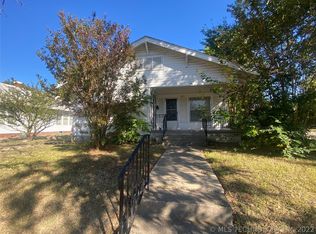 402 D St NW, Ardmore, OK 73401