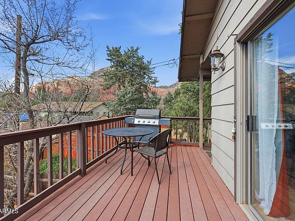 3rd image of 2190 SANBORN Drive