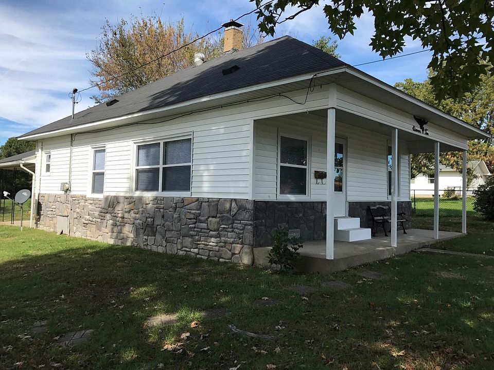 1st image of 1102 Davis Ave