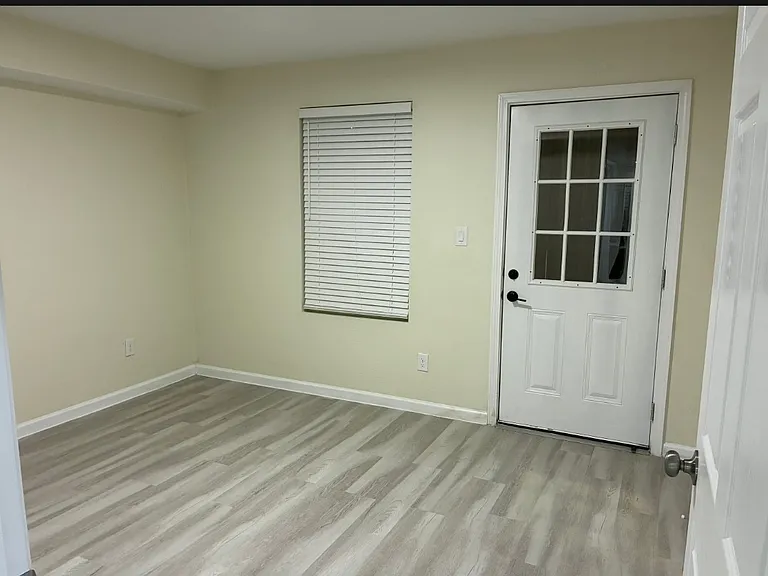 355 N 18th St #2104-1 — Photo 13
