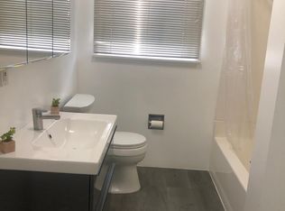 848 S Kenmore Ave #1/2, Los Angeles, CA 90005